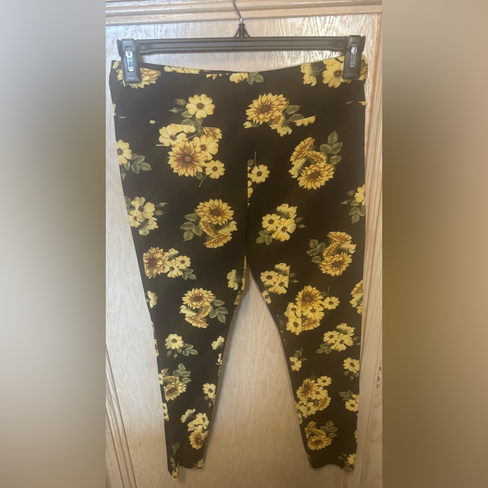 No Boundaries Juniors Sunflower Sueded‎ Ankle Leggings Sz L (11-13) Black Yellow
